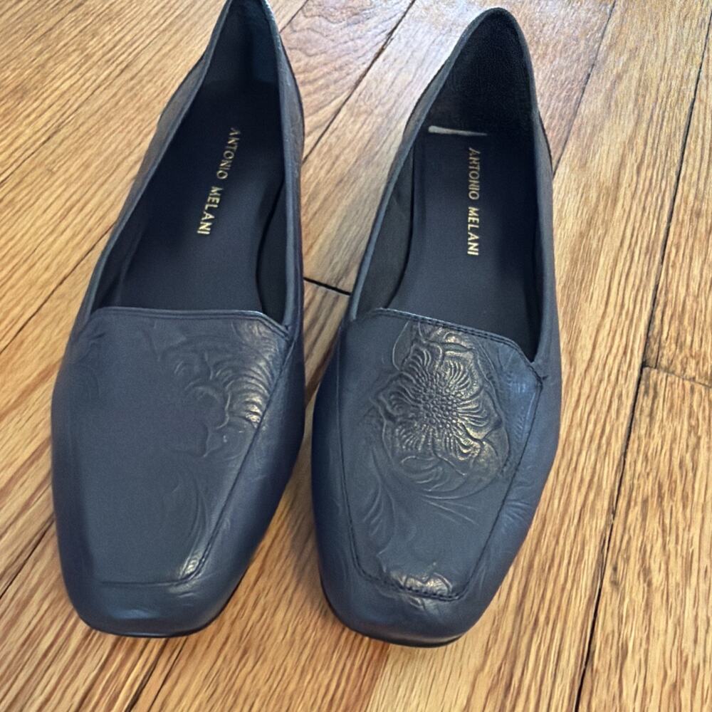 Antonio Melani Women's Blue Leather Flat Shoes Size 6M
